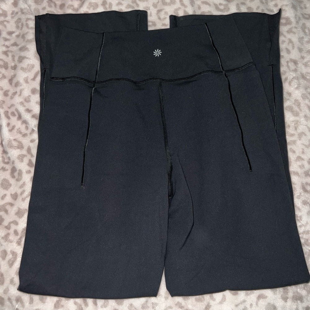 Athleta Transcend Stash Crop Straight Leg